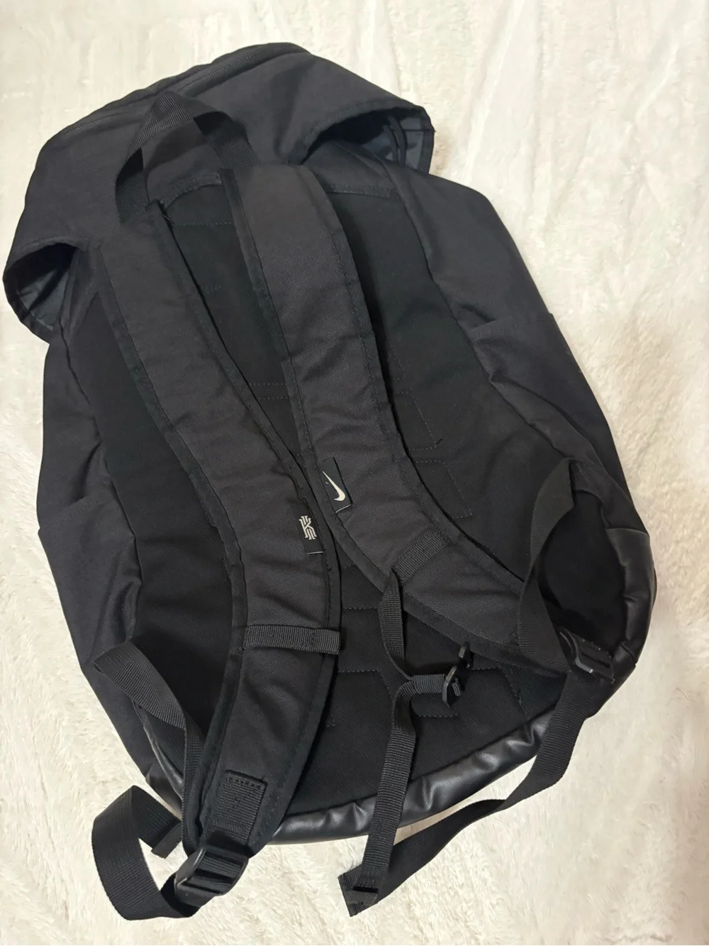 Nike Kyrie Backpack Basketball Hoops Extremely Rare College School Collection